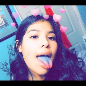 Meet your Posher, Daniela